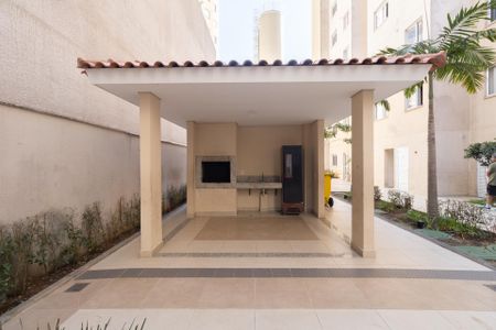 Apartamento para alugar com 32m², 2 quartos e sem vaga Apartamento para alugar com 32m², 2 quartos e sem vagaÁrea Comum - Churrasqueira