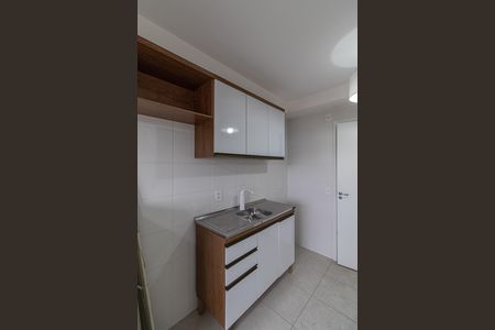 Apartamento para alugar com 32m², 2 quartos e sem vaga Apartamento para alugar com 32m², 2 quartos e sem vagaSala/Cozinha/Área de Serviço