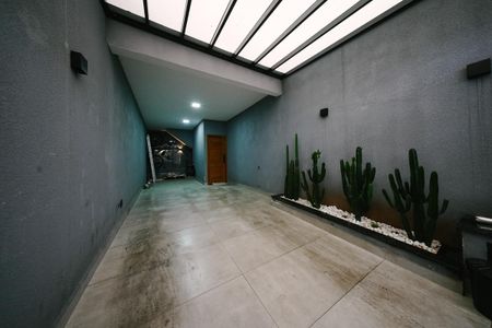 Garagem de casa à venda com 3 quartos, 160m² em Vila Salete, São Paulo