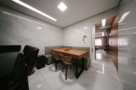 Cozinha de casa à venda com 3 quartos, 160m² em Vila Salete, São Paulo