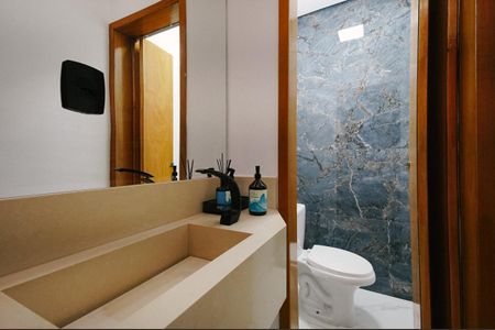 Lavabo de casa à venda com 3 quartos, 160m² em Vila Salete, São Paulo