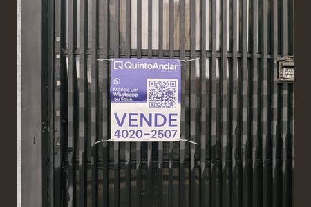Plaquinha de casa à venda com 3 quartos, 160m² em Vila Salete, São Paulo