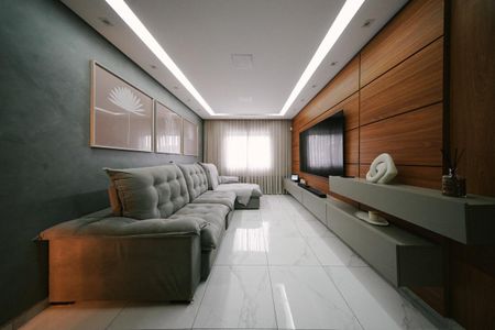 Sala de casa à venda com 3 quartos, 160m² em Vila Salete, São Paulo