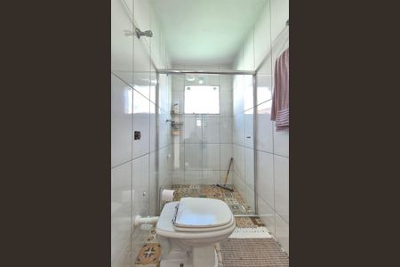 Casa à venda com 250m², 3 quartos e 2 vagas Casa à venda com 250m², 3 quartos e 2 vagasBanheiro