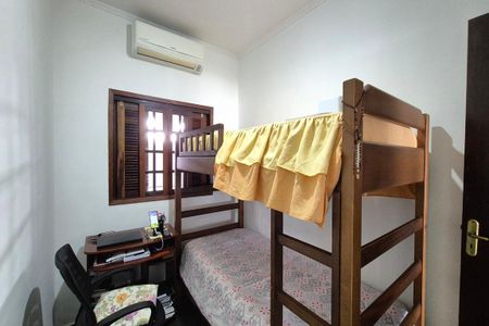 Casa à venda com 250m², 3 quartos e 2 vagas Casa à venda com 250m², 3 quartos e 2 vagasQuarto 1