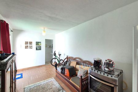 Casa à venda com 250m², 3 quartos e 2 vagas Casa à venda com 250m², 3 quartos e 2 vagasSala / Quarto