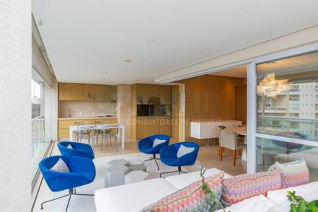 Apartamento à venda com 3 quartos, 158m² em Vila Nova Conceição, São Paulo