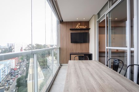 Studio para alugar com 35m², 1 quarto e 1 vaga Studio para alugar com 35m², 1 quarto e 1 vagaVaranda