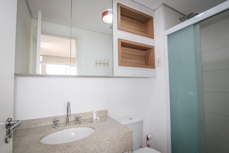 Banheiro da Suite de kitnet/studio para alugar com 1 quarto, 35m² em Real Parque, São Paulo