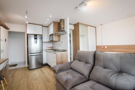 Sala de kitnet/studio para alugar com 1 quarto, 35m² em Real Parque, São Paulo