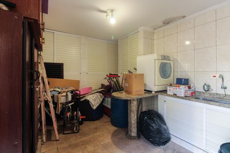 Casa à venda com 149m², 4 quartos e 2 vagas Casa à venda com 149m², 4 quartos e 2 vagasÁrea de Serviço