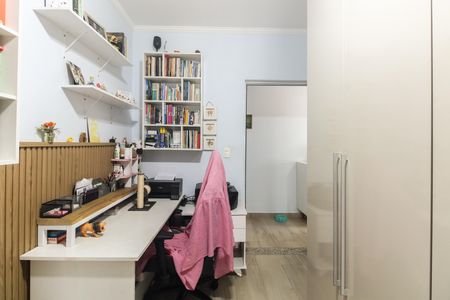 Casa à venda com 149m², 4 quartos e 2 vagas Casa à venda com 149m², 4 quartos e 2 vagasQuarto 1