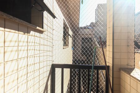 Casa à venda com 149m², 4 quartos e 2 vagas Casa à venda com 149m², 4 quartos e 2 vagasQuarto 3 - Varanda