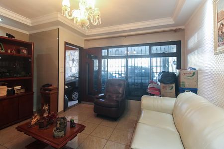 Casa à venda com 149m², 4 quartos e 2 vagas Casa à venda com 149m², 4 quartos e 2 vagasCasa 2 - Sala