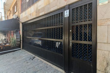 Casa à venda com 149m², 4 quartos e 2 vagas Casa à venda com 149m², 4 quartos e 2 vagasFachada