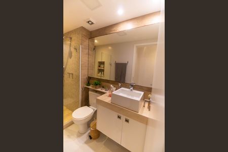 Apartamento à venda com 104m², 1 quarto e 1 vaga Apartamento à venda com 104m², 1 quarto e 1 vagaBanheiro Social