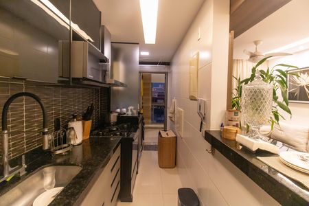 Apartamento à venda com 104m², 1 quarto e 1 vaga Apartamento à venda com 104m², 1 quarto e 1 vagaCozinha e Área de Serviço