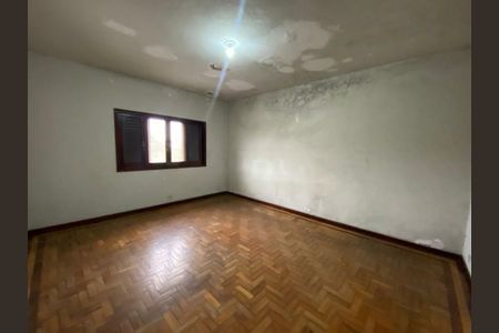 Casa à venda com 3 quartos, 180m² em Interlagos, São Paulo