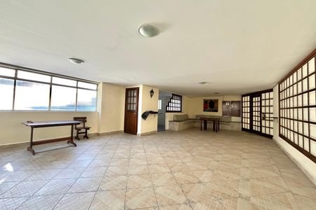 Apartamento para alugar com 61m², 2 quartos e sem vagaÁrea comum - Salão de festas