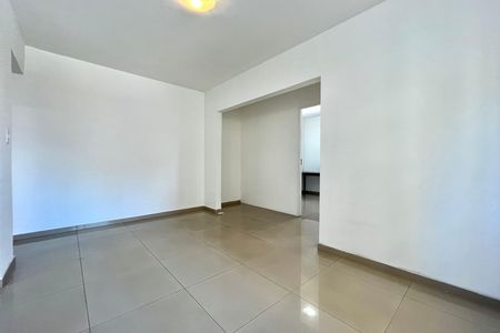Sala de apartamento para alugar com 2 quartos, 61m² em Vila Alexandria, São Paulo