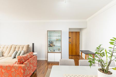 Apartamento à venda com 100m², 3 quartos e 1 vaga Apartamento à venda com 100m², 3 quartos e 1 vagaSala