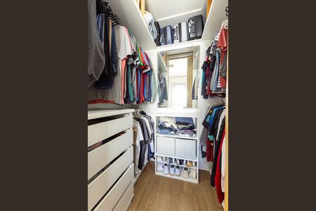 Apartamento à venda com 100m², 3 quartos e 1 vaga Apartamento à venda com 100m², 3 quartos e 1 vagaSuíte