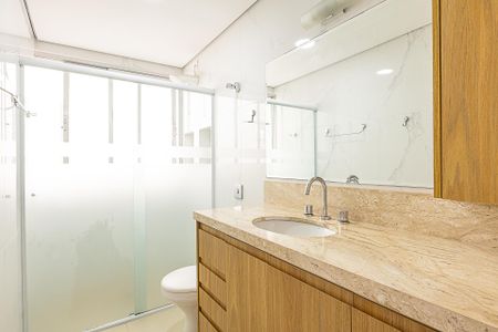 Apartamento à venda com 100m², 3 quartos e 1 vaga Apartamento à venda com 100m², 3 quartos e 1 vagaBanheiro da Suíte