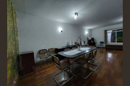 Casa à venda com 3 quartos, 153m² em Vila Represa, São Paulo