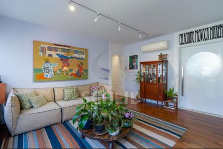 Apartamento à venda com 121m², 3 quartos e 2 vagas