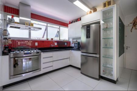 Apartamento à venda com 121m², 3 quartos e 2 vagas