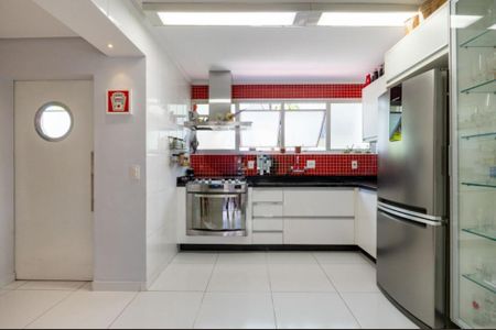 Apartamento à venda com 121m², 3 quartos e 2 vagas