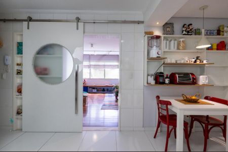 Apartamento à venda com 121m², 3 quartos e 2 vagas