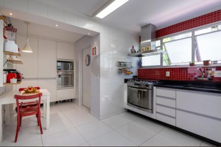 Apartamento à venda com 121m², 3 quartos e 2 vagas