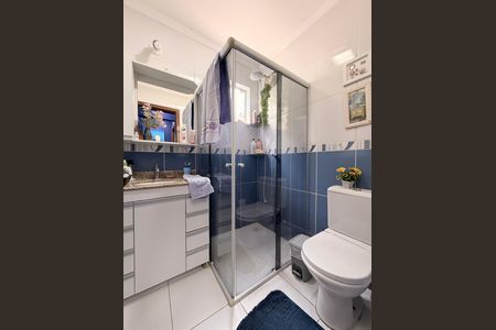 Casa de condomínio à venda com 111m², 3 quartos e 3 vagasBanheiro Social