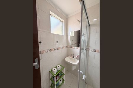 Casa de condomínio à venda com 111m², 3 quartos e 3 vagasBanheiro do Escritório