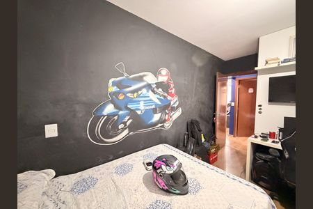 Casa de condomínio à venda com 111m², 3 quartos e 3 vagasQuarto 2