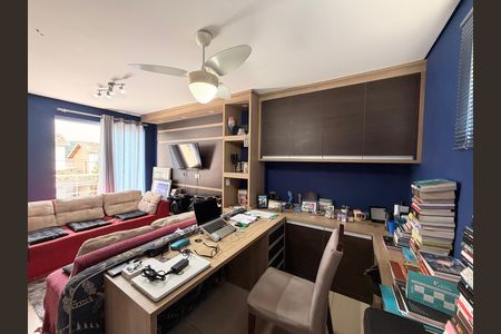 Casa de condomínio à venda com 111m², 3 quartos e 3 vagasEscritório 