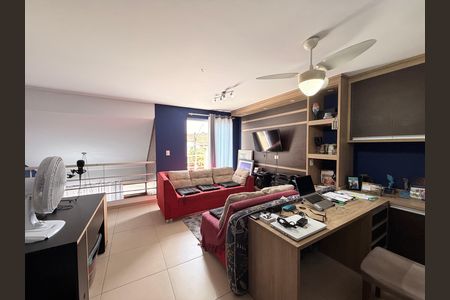 Casa de condomínio à venda com 111m², 3 quartos e 3 vagasEscritório 