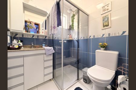 Casa de condomínio à venda com 111m², 3 quartos e 3 vagasBanheiro Social