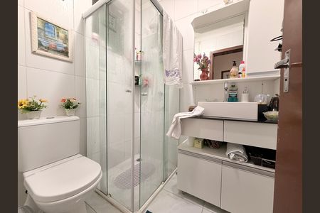 Casa de condomínio à venda com 111m², 3 quartos e 3 vagasBanheiro da Suíte