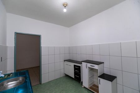 Casa para alugar com 150m², 1 quarto e 2 vagas Casa para alugar com 150m², 1 quarto e 2 vagasCOZINHA