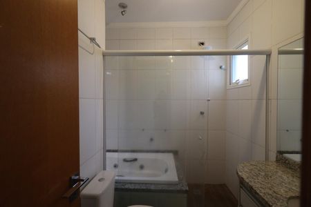 Apartamento para alugar com 174m², 3 quartos e 3 vagas Apartamento para alugar com 174m², 3 quartos e 3 vagasBanheiro da Suíte 3