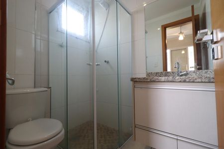 Apartamento para alugar com 174m², 3 quartos e 3 vagas Apartamento para alugar com 174m², 3 quartos e 3 vagasBanheiro da Suíte 1