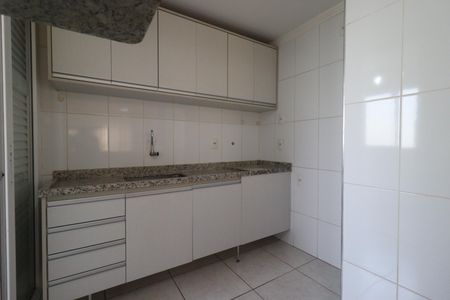 Apartamento para alugar com 174m², 3 quartos e 3 vagas Apartamento para alugar com 174m², 3 quartos e 3 vagasCozinha