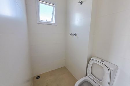 Apartamento à venda com 69m², 2 quartos e 2 vagasBanheiro da Suíte