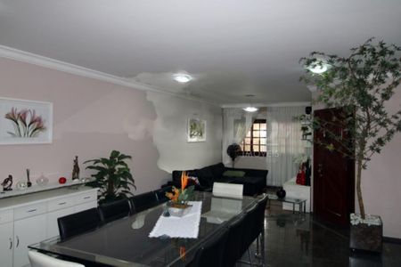 Casa à venda com 4 quartos, 187m² em Jardim Campo Grande, São Paulo