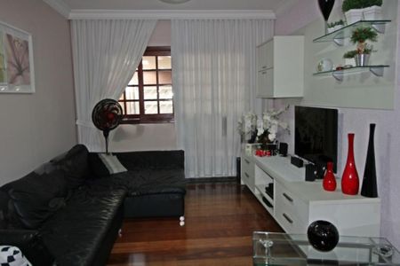 Casa à venda com 4 quartos, 187m² em Jardim Campo Grande, São Paulo