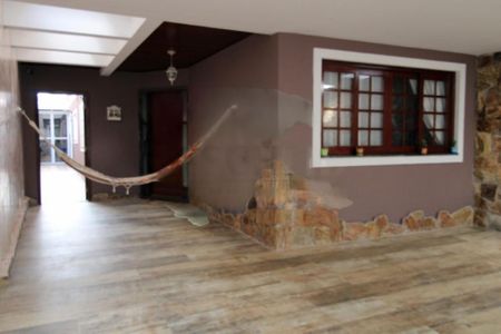 Casa à venda com 187m², 4 quartos e 3 vagas