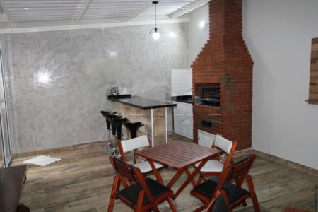 Casa à venda com 4 quartos, 187m² em Jardim Campo Grande, São Paulo