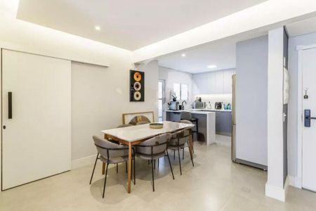 Apartamento à venda com 80m², 2 quartos e 1 vaga